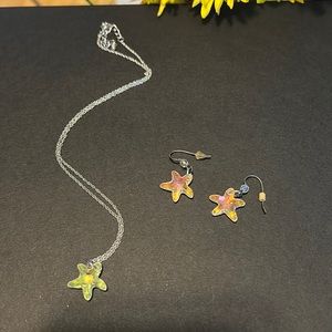 Earring and necklace jewelry set